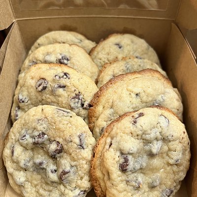 Gluten Free Chocolate Chip Cookies (8 Cookies Per Box)