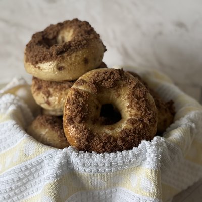 Sourdough Cinnamon Sprinkle Bagels 