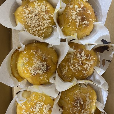 Lemon Cakes