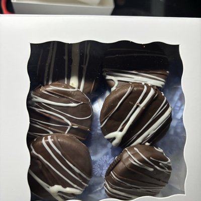 Chocolate Covered Oreos 6ct