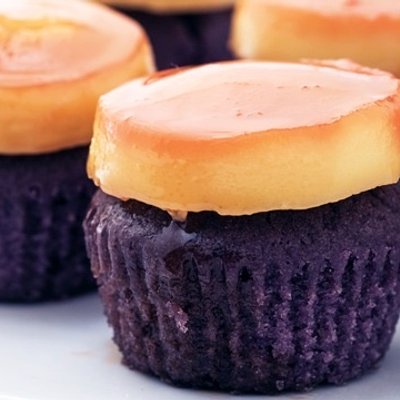 Ube Leche Flan Cupcake 