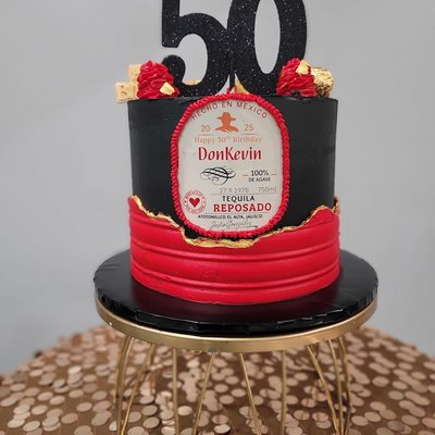 Round Cake - 8”