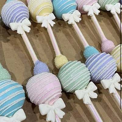  Baby Rattle Cake Pop