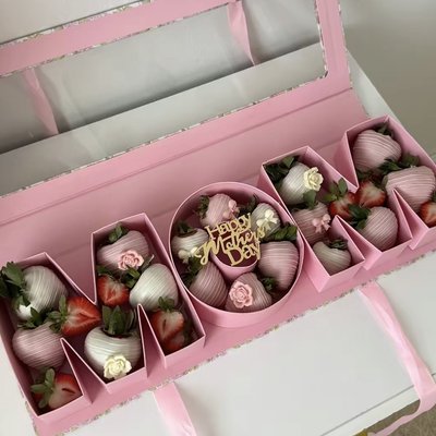 Mom Strawberries Box 