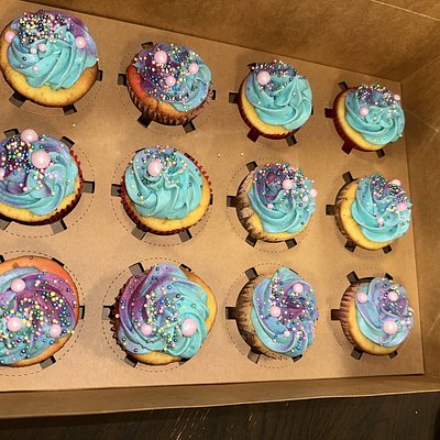 Liquor 🥃 🧁 Vanilla 🧁 ( Infused With Casamigos )