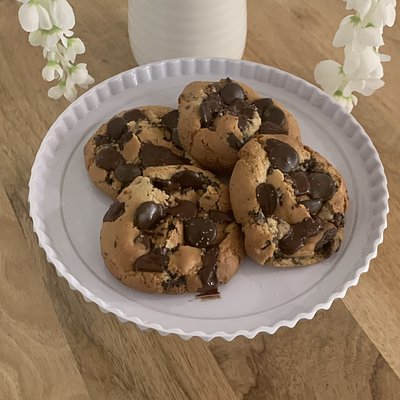 Jumbo Chocolate Chip