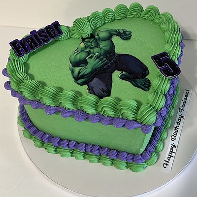 8in Heart Cake (Feeds 12-16)