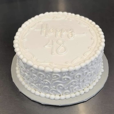 'Classic SCROLLWORK' Cake