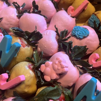 1 Dozen Customized Chocolate Covered Strawberries