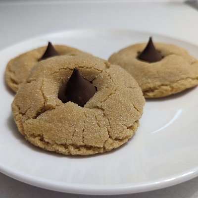 Peanut Butter Blossom Cookies 