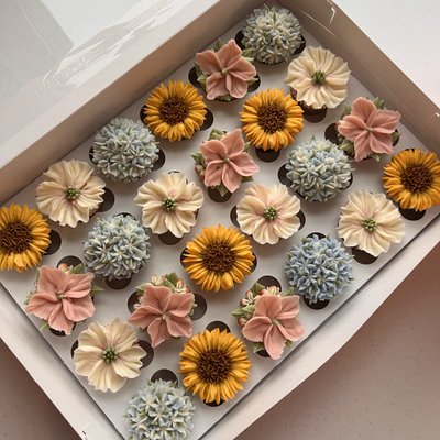 2 dozen Mini floral cupcakes 