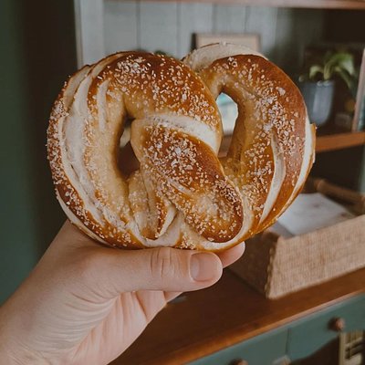 Sourdough Pretzels 