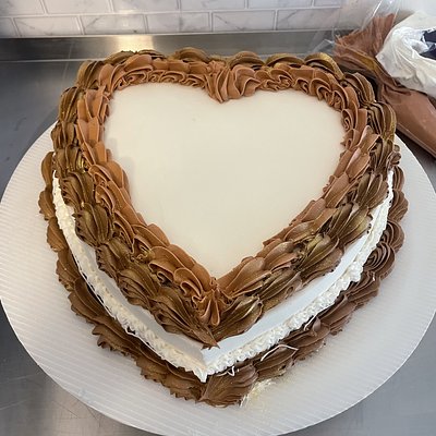 Custom 6in Heart Cake 