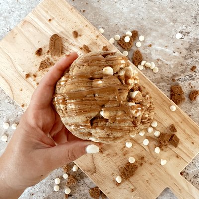 White Chocolate Biscoff Cookies