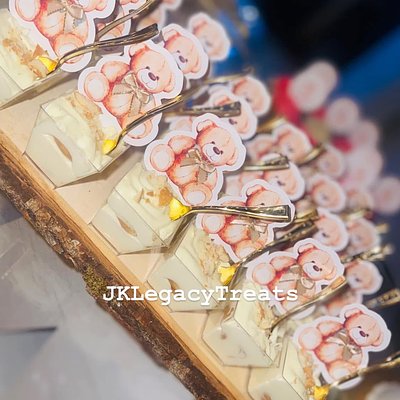 A Dozen Banana Pudding Shooters