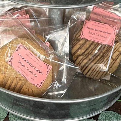 Reece’s Peanut Butter Cookies (6-pack)