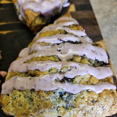 Dark Chocolate Cherry Scones - 4 Pack