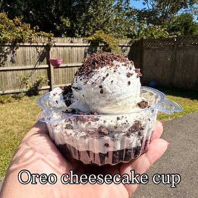 Oreo Cookies And Cream Cheesecake Parfait Cup