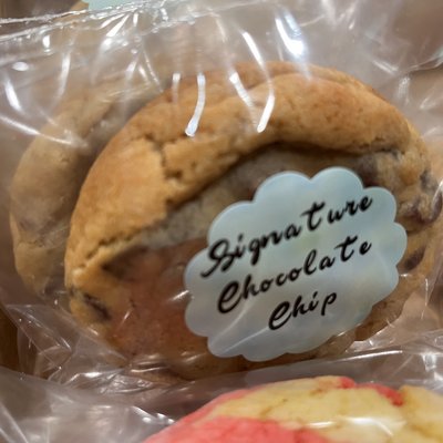 Signature Chocolate Chip (dz)