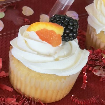 BlackBerry Sangria Cupcake