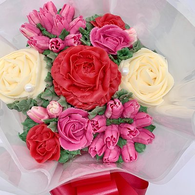 Valentine’s Day Traditional Bouquet 