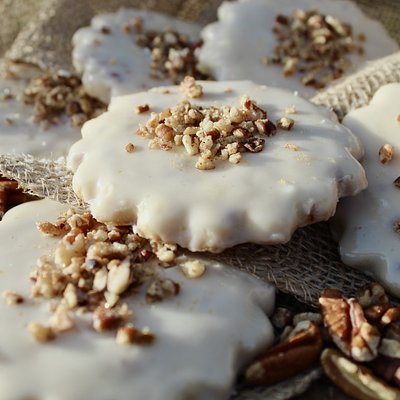 Maple Pecan Signature Cookies 1/2 Dozen 
