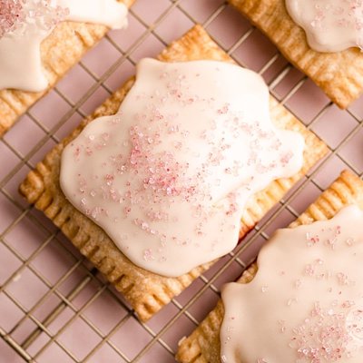 Sourdough Toaster Pastry - Brown Sugar Cinnamon Or Strawberry (4pk)