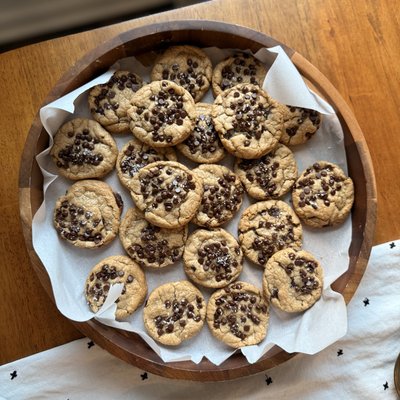 Chocolate Chip Cookies (1/2 Dozen)
