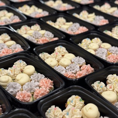 6 Dozen Mini Vegan And Gluten-Free Cupcakes Seasonally Assorted