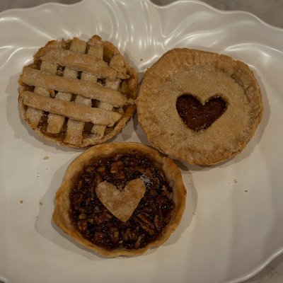 Freddy’s Mini Pie Nest