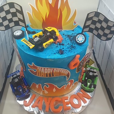 Custom Round Cake