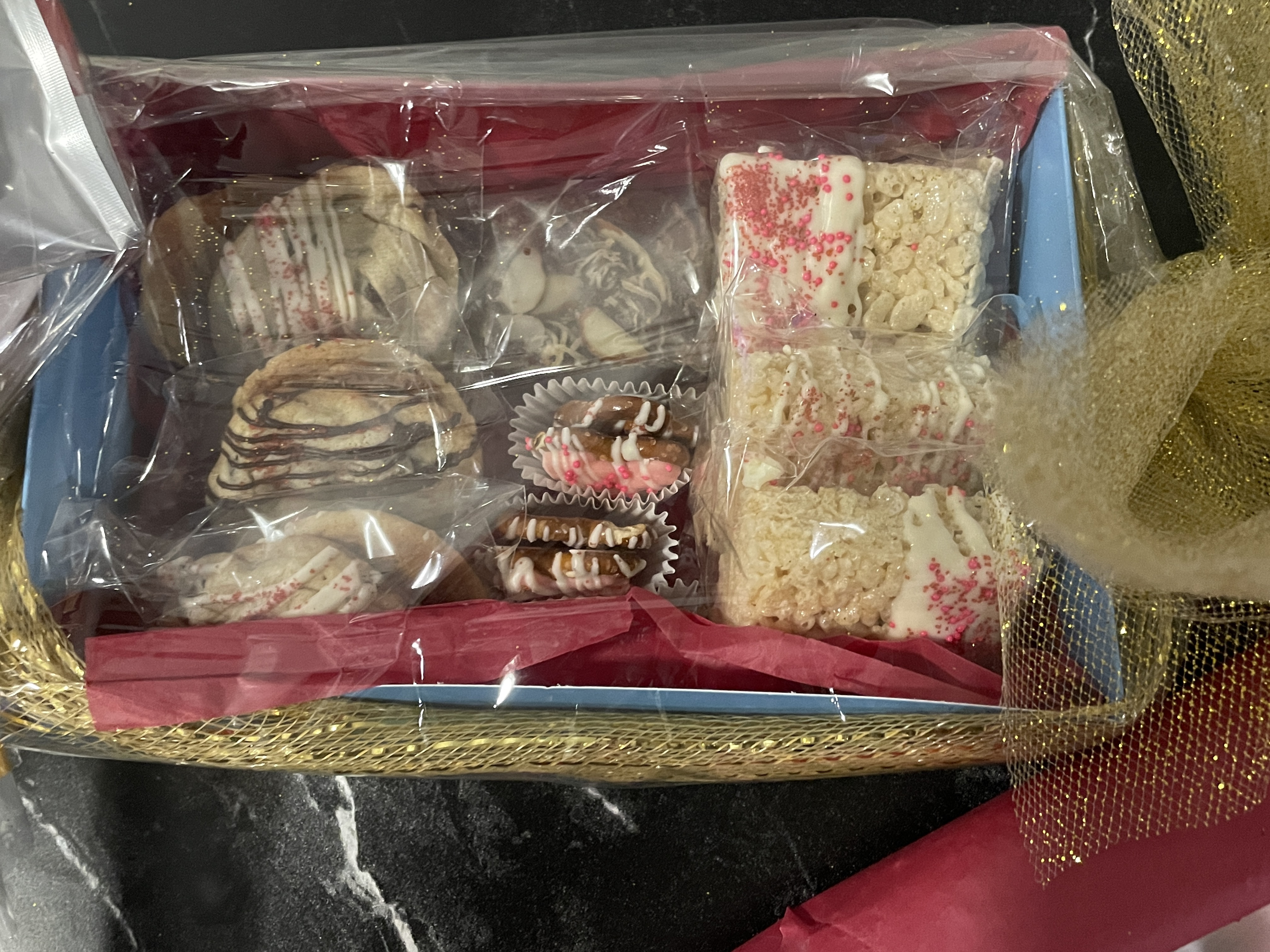 Magic Sweetheart Treat Gift Box