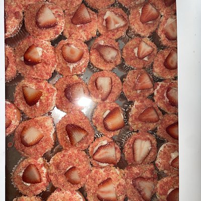 Strawberry shortcake Cupcakes Local Delivery (Charlotte)