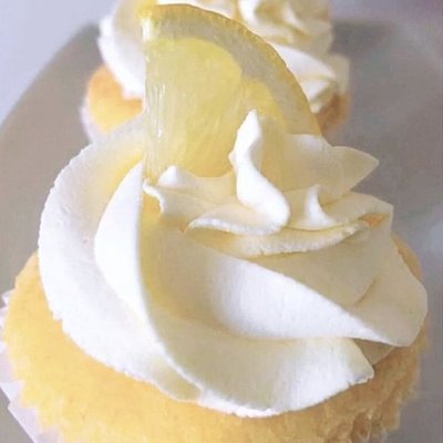 Lemon Cupcakes + Lemon Flavoured Buttercream (Box of 9)