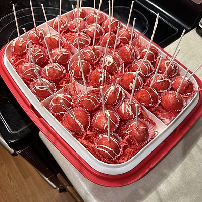 Cake Pops - 1 Dozen 