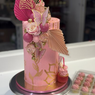 Extra Tall Cakes