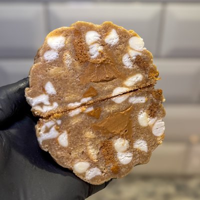 Past Flavor - View Only🥲: Gingerbread Biscoff 🧡