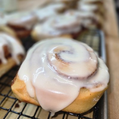 Unleavened Sourdough Cinnamon Rolls By The Dozen