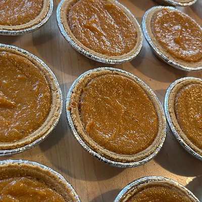 6 Mini Sweet Potato Pies