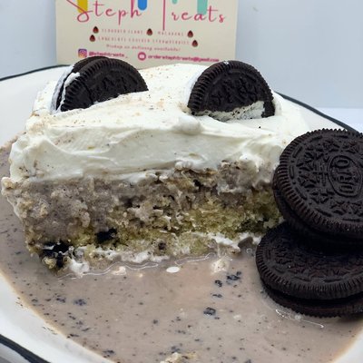 Oreo Tres Leches - Half Tray