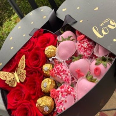 Flower Heart Box w/ Roses 