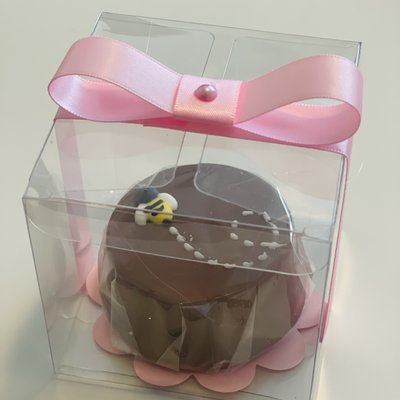 Clear Box With Small Size Brazilian Honey  Bread - Dulce De Leche
