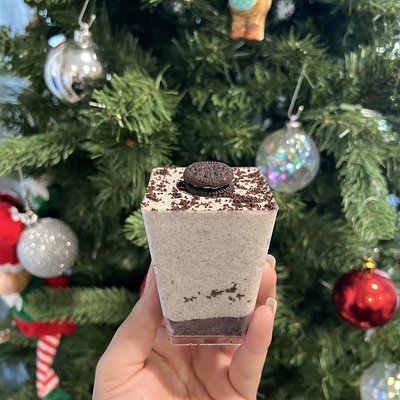 Cookies & Cream Cheesecake Shooters