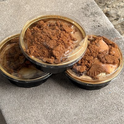 Chocolate Biscoff Lava Roll