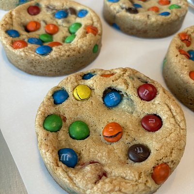 M&M Jumbo Cookie