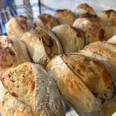 Mini Jalapeño Cheddar Loaf