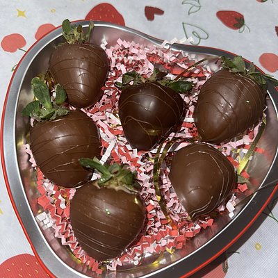 1/2 Dozen Chocolate Covered Strawberries 🍓 
