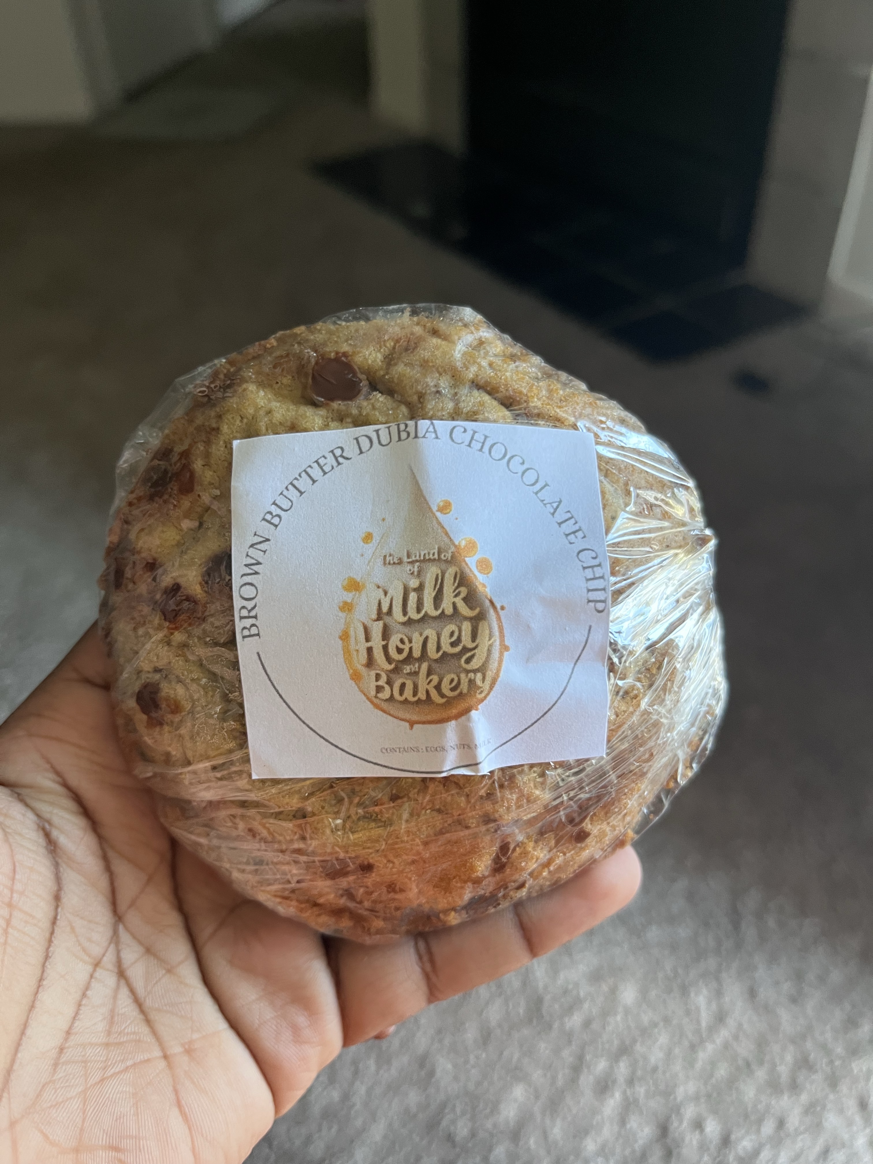 Brown butter Dubia Chocolate Chip Cookie