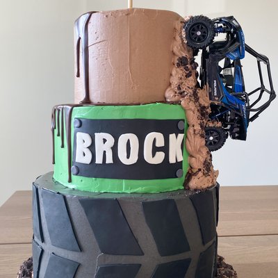 Custom 3+ Tier Cake (Serves 50+)