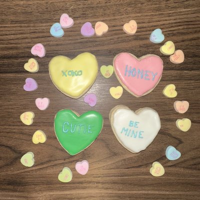 Sugar Cookies With Royal Icing 